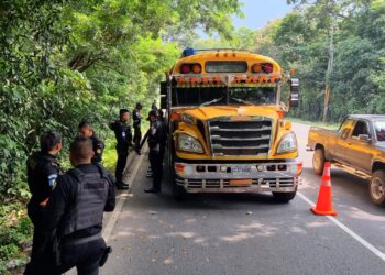 Efectúan capturas por traslado irregular de 87 migrantes en Escuintla