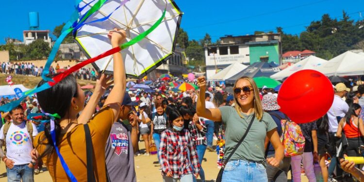 Turismo generó 412 millones de quetzales en descanso largo