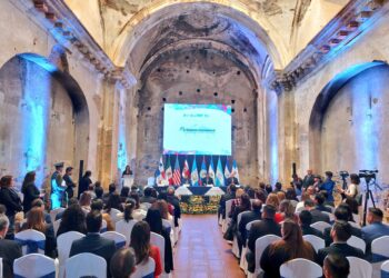 Efectúan Tercer Simposio Internacional sobre Trata de Personas y Tráfico Ilícito de Migrantes