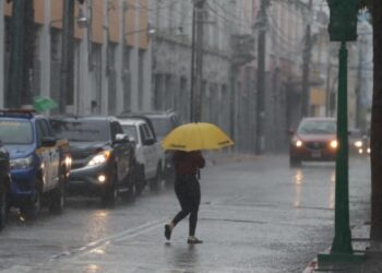 Lluvias continuarán esta tarde, dice el Insivumeh