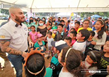 Niños y adolescentes de Mixco participan en actividades recreativas