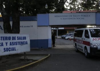 Ministerio de Salud advierte sobre prácticas fraudulentas de venta de plazas. / Foto: MSPAS.