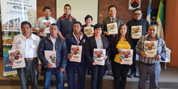 Mineduc impulsa escuelas técnicas de campo para la alimentación escolar en Huehuetenango