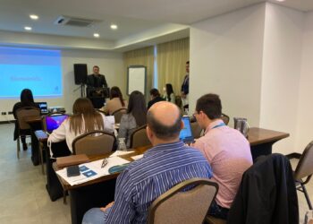 Discuten sobre plan de acción de Política Migratoria