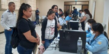 Comienza jornada móvil de pasaportes en Cuilapa