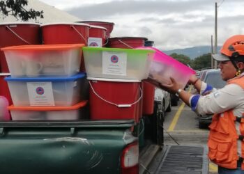 Asistencia humanitaria llega a vecinos de Chinautla afectados por las lluvias