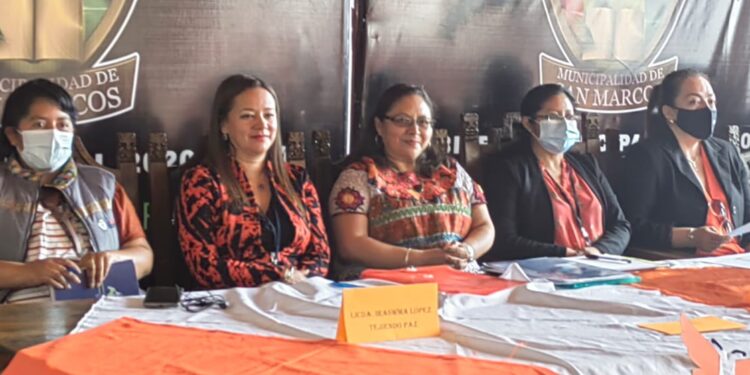 Promueven denuncia por violencia contra la mujer en San Marcos