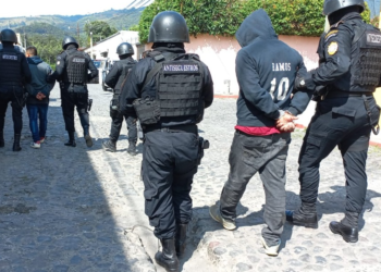 Capturan a presuntos secuestradores de menor durante operativos