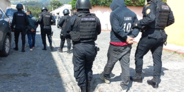 Capturan a presuntos secuestradores de menor durante operativos