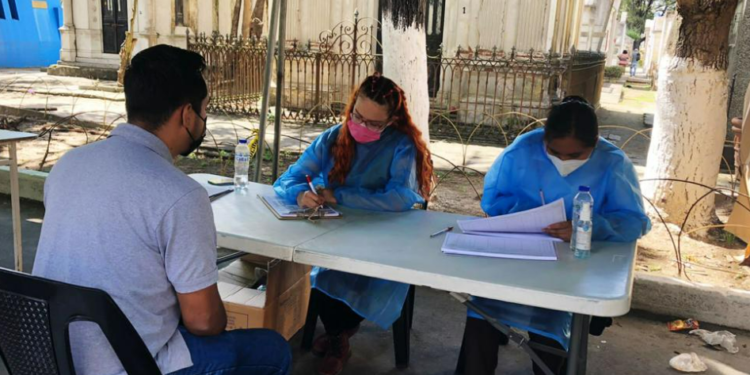 Salud garantizó atención médica durante visita a cementerios