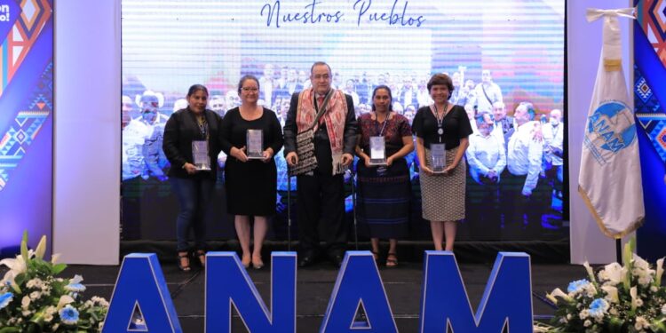 Anam valora trabajo municipalista del presidente Giammattei