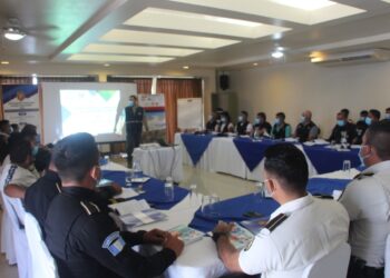 60 agentes reforzaron sus conocimientos para la atención a menores. /Foto: PNC