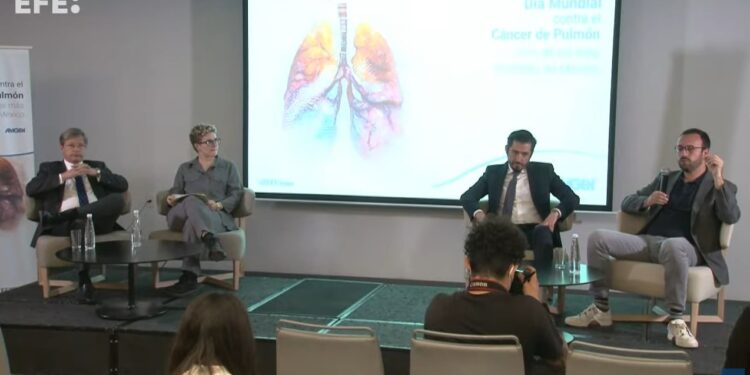 Expertos buscan generar conciencia sobre cáncer de pulmón