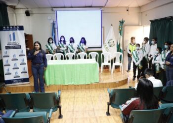 Estudiantes celebran el Día Mundial de la Ecología
