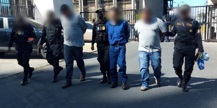 Operativos de seguridad dejan 56 capturados en las últimas horas