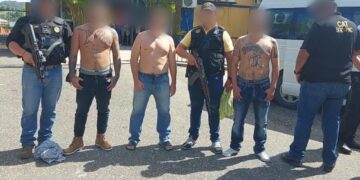 Expulsan del territorio nacional a presuntos pandilleros salvadoreños