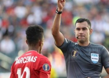 Catar 2022: Todo listo para el debut del árbitro guatemalteco Mario Escobar