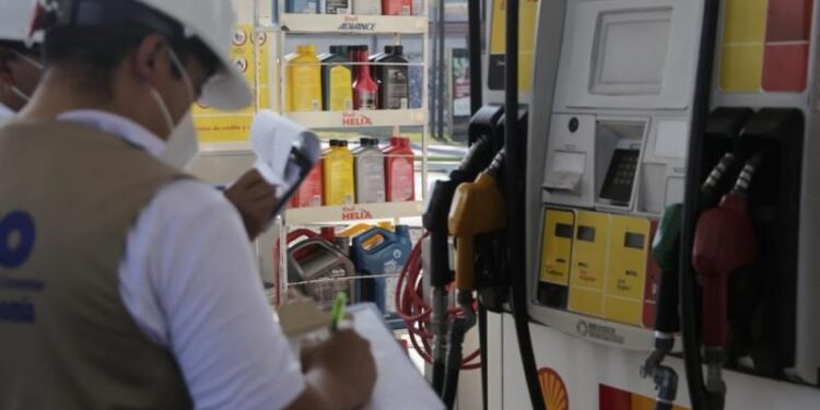 Detallan resultados de verificaciones en estaciones de combustibles