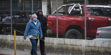 Salud recomienda abrigarse para evitar enfermedades respiratorias. /Foto: MSPAS