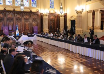 Destacan proyectos de inversión que ascienden a 4 mil 426 millones de quetzales para Sololá