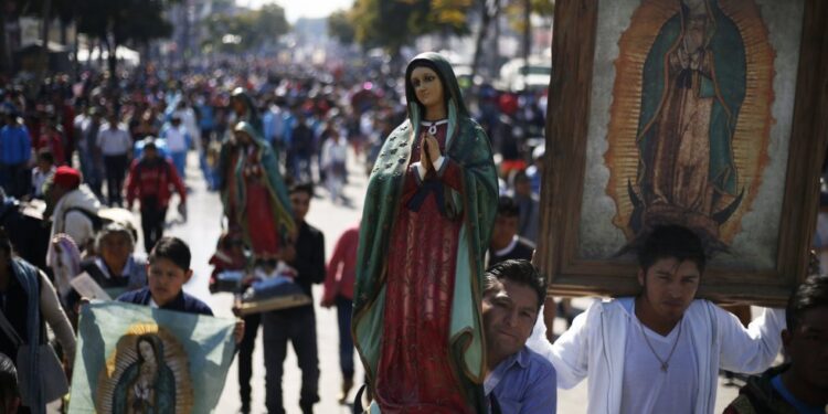 Se inicia peregrinación de centro de México a Basílica de la Virgen de Guadalupe