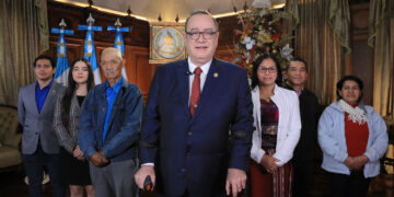 Presidente envía mensaje navideño a los guatemaltecos