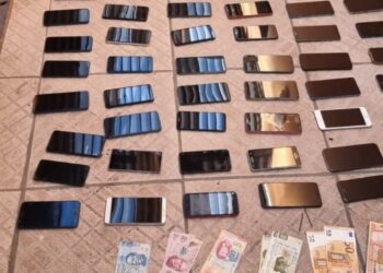 Localizan más de 270 celulares, laptops, y dinero en efectivo en Sacatepéquez