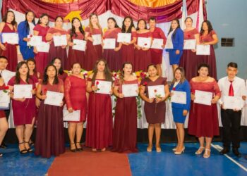 Vecinos de Ipala concluyen formación en modalidades flexibles