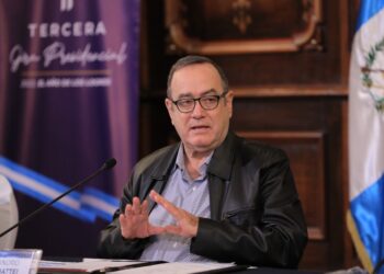 Gobernante: “Este país va a cambiar en la medida que tengamos 340 municipios fuertes”