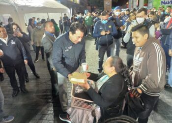 Cena navideña es compartida con 3 mil guatemaltecos