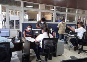 Atención a migrantes en Centro de Recepcion de retornados en San Marcos.