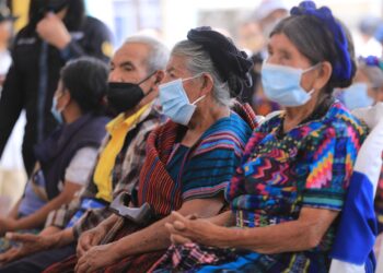 Fortalecen capacidades para cuidado de adultos mayores