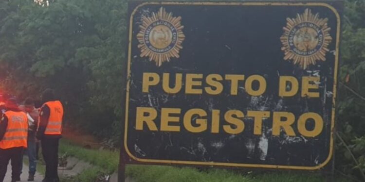 Capturan a ocho presuntos “coyotes” y remiten a Migración a 34 extranjeros