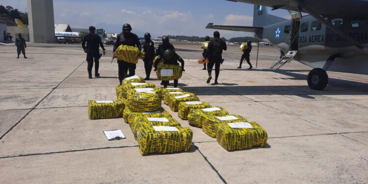 Más de 4 mil 40 millones de quetzales en droga, bienes y dinero incautados al narcotráfico