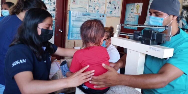 Más de 2 mil niños superan la desnutrición en el departamento de Guatemala