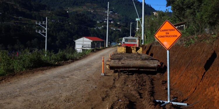 CIV mejora carreteras en municipios de Huehuetenango