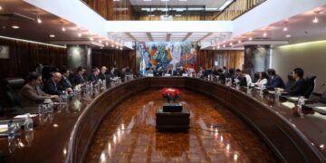 Guatemala expone a misión del FMI desempeño económico de 2022