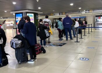 Cerca de 170 mil personas ingresaron y salieron del país durante fiestas navideñas