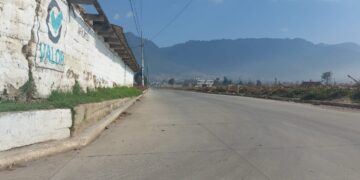 Vecinos de San Cristóbal Totonicapán son beneficiados con tramo carretero