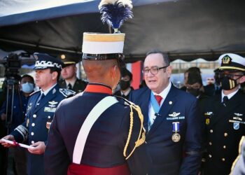 Presidente participa en celebración del 158 aniversario de la Escuela Politécnica y graduación de cadetes