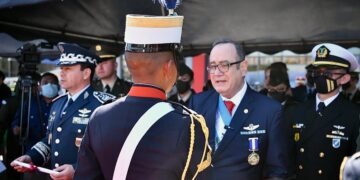 Presidente participa en celebración del 158 aniversario de la Escuela Politécnica y graduación de cadetes