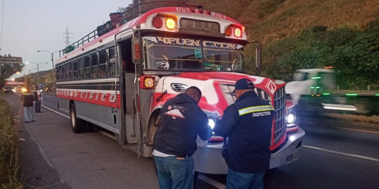 Operativos de seguridad vial se mantienen en principales carreteras