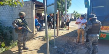 Remiten a grupo de 26 extranjeros por ingreso irregular al país