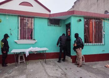 Dan seguimiento a casos de investigación sobre ciberestafas