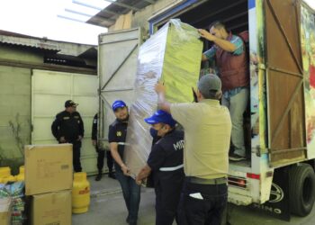 Familias afectadas por incendio en zona 21 agradecen apoyo que brinda el Gobierno de Guatemala