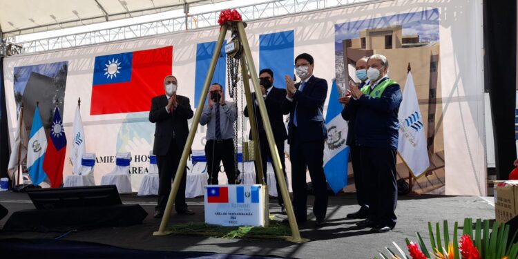 Inicia construcción del edificio de Neonatología en el Hospital San Juan de Dios