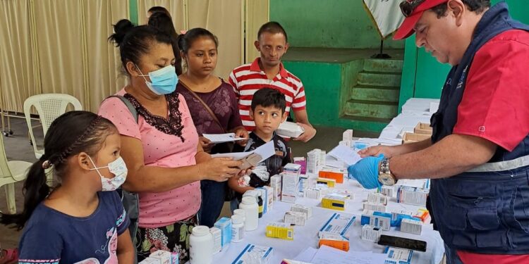 Jornada médica en aldea el Rodeo, Escuintla.