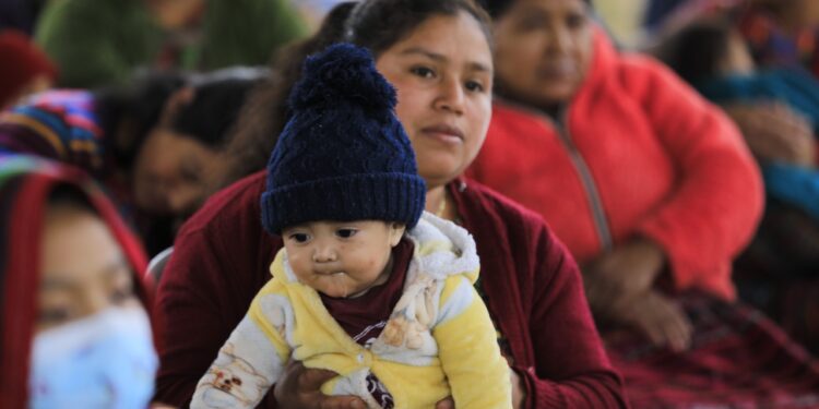 Presentan estrategia Mejores Familias para el impulso del desarrollo