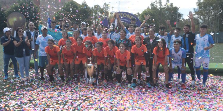 Finaliza campeonato Vamos por el Mundialito GT