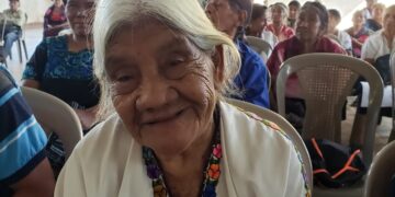Más adultos mayores de Sololá reciben aporte económico